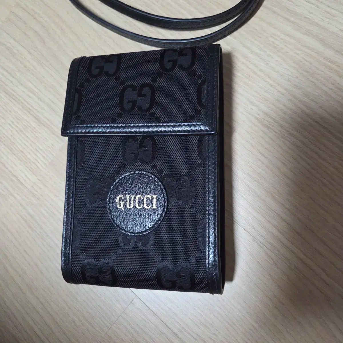 GUCCI グッチ 携帯 クロスバッグ