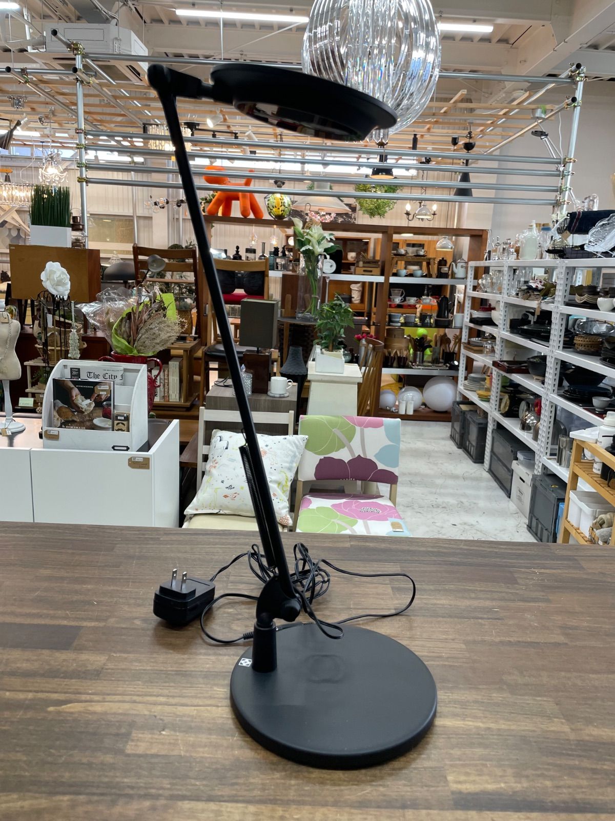 デスクライト レビオ シングルアーム ベースタイプ