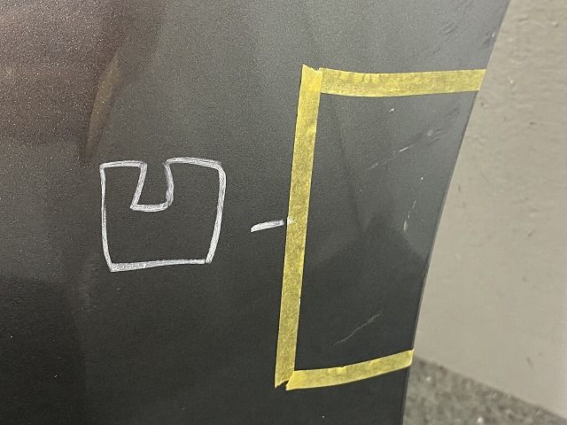 バンパー 85022