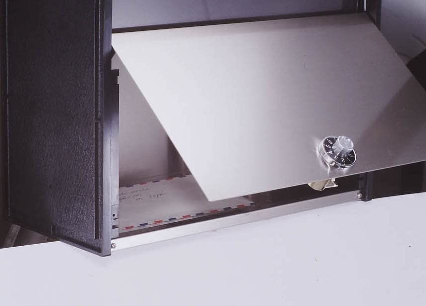 集合住宅向けポスト 壁掛け型 前入れ 前出し式 ADP-240 ステンレスポスト グリーンライフ MARWIL-DEMENAGEMENTS_CH