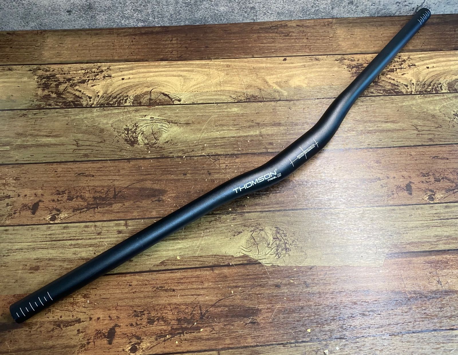 THOMSON アルミ ライザーバー 31.8 THOMSON ライザーバー アルミ