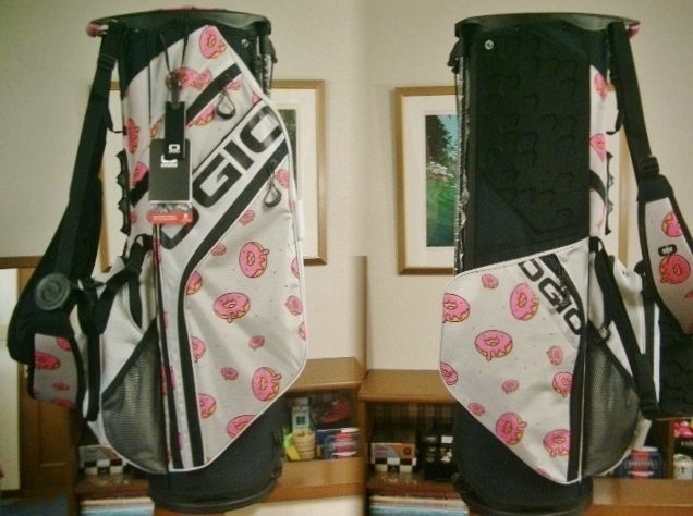 ＯＧＩＯ オジオ アスリート向け ８分割 合繊素材 ドーナツ柄 グレー黒ピンク スタンドバッグ