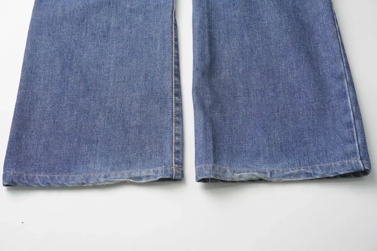 Levis Japan