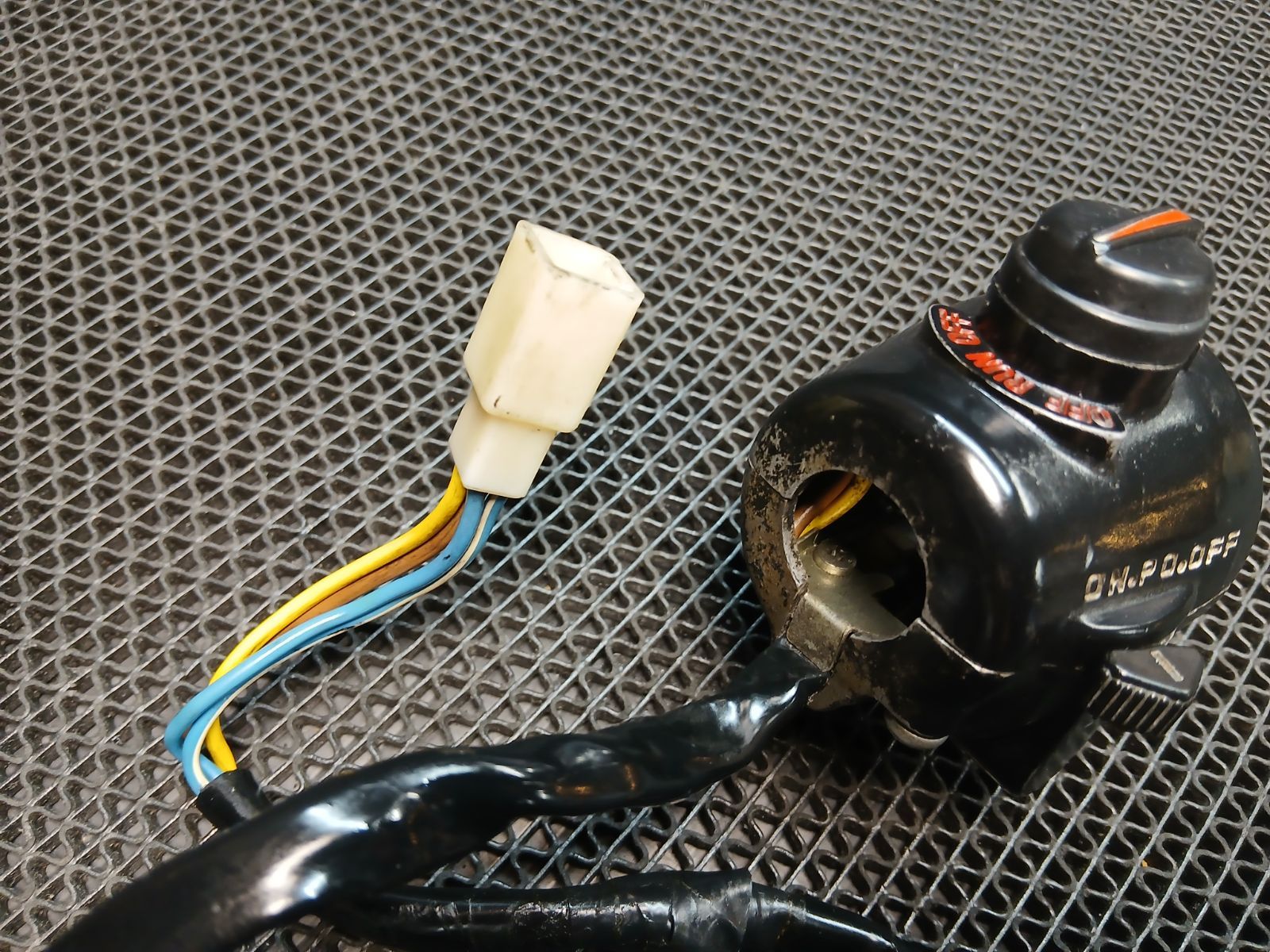 右ハンドルスイッチ ワレ無し