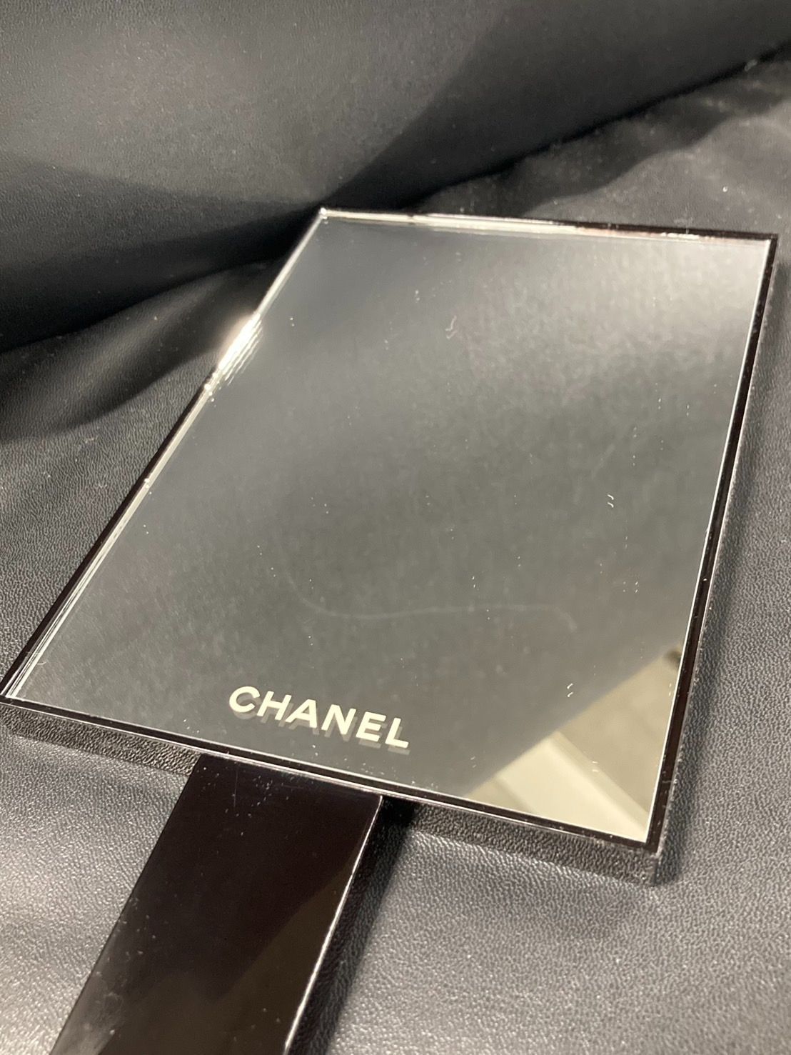 CHANEL】シャネル 手鏡 スタンドミラー 非売品 美品 - メルカリ