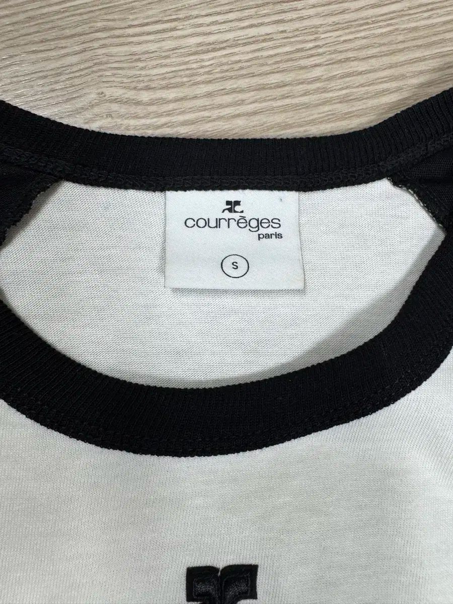 courreges クレージュ