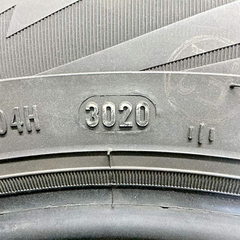 アシンメトリコ