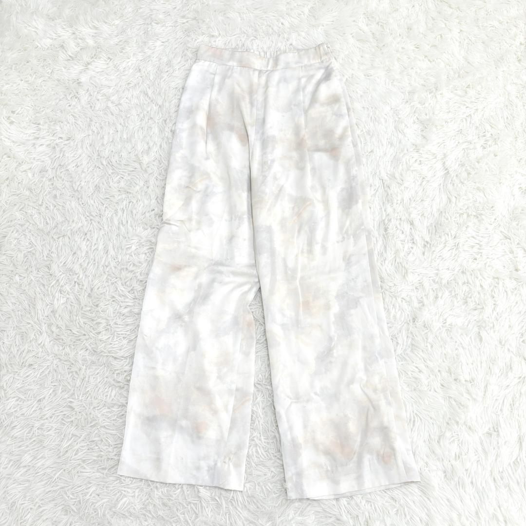 配送商品は通常配送無料。 emmi セットアップ キャミワンピ パンツ 0 XS相当 ベージュ タイダイ ざらざらした