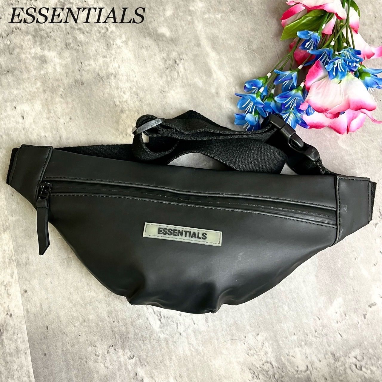 ✨良品✨ ESSENTIALS エッセンシャル ウエストポーチ ショルダーバッグ 