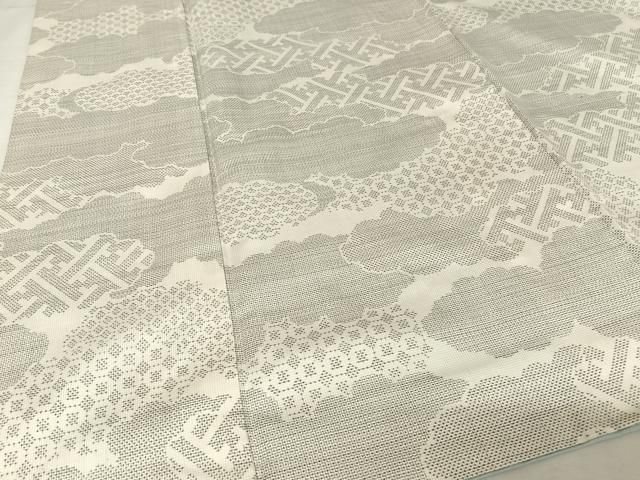 平和屋着物○東郷織物謹製 本場大島紬 160亀甲 雲重ね吉祥文 正絹 逸品