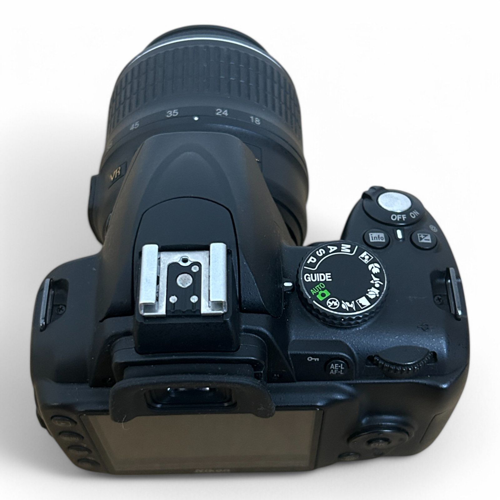 □ ニコン Nikon デジタル一眼レフカメラ レンズキット D3000LK 1100-1588 □ ニコン Nikon デジタル一眼レフカメラ レンズキット D3000LK