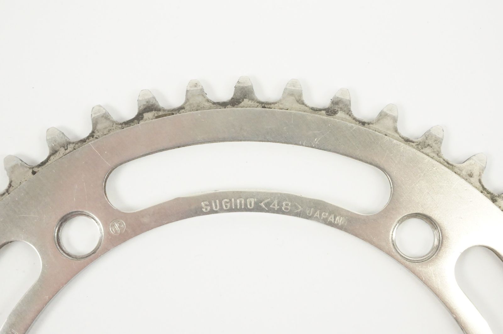 SUGINO 「スギノ」 MIGHTY COMPETITION PCD144 48T 厚歯 チェーン
