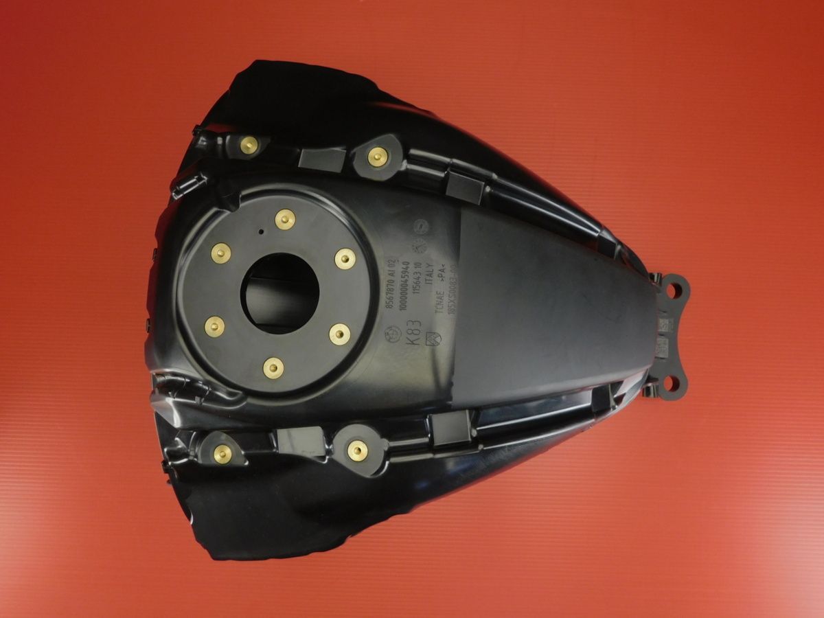 F900R 2020
