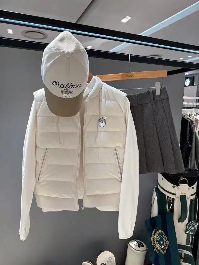 マルボンゴルフ ダウンベスト