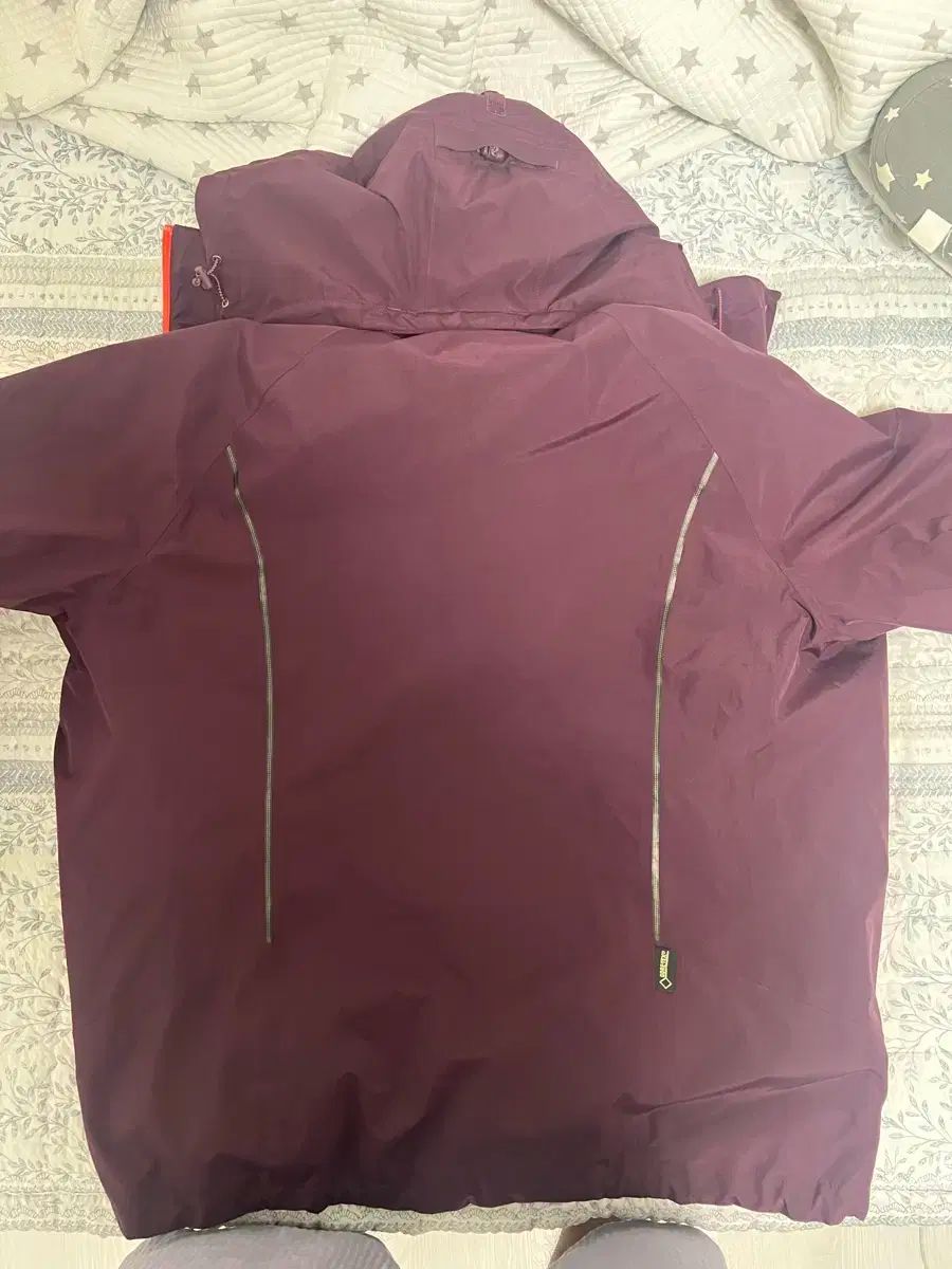 バーガンディ オレンジ