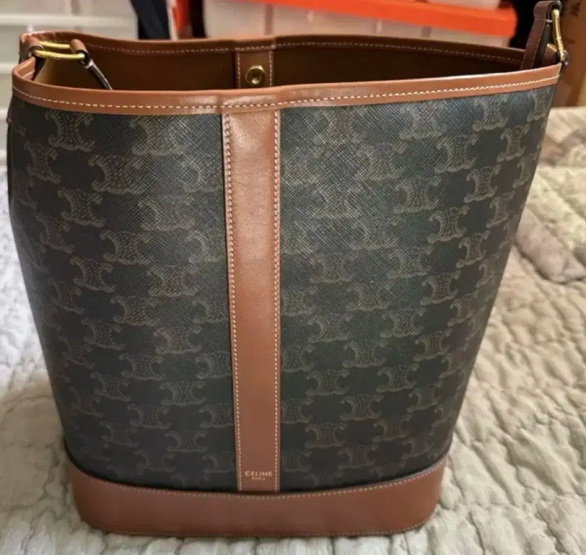 Celine(セリーヌ) トリオンフ キャンバス ミディアム バケット
