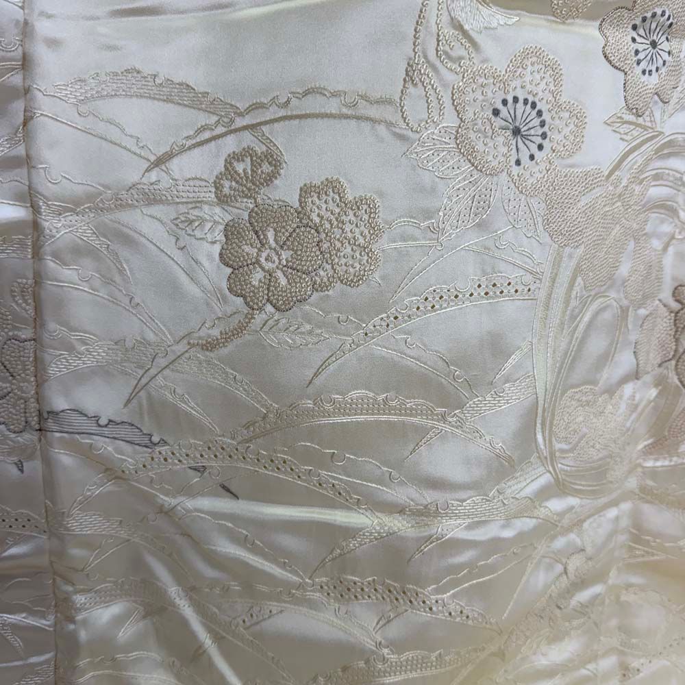 白打掛 中国三代刺繍 相良刺繍 サガラ刺繍 汕頭刺繍 スワトウ刺繍 正絹 裄65.5cm 身丈190cm 結婚式 花嫁衣装 Mサイズ 4287 白打掛 中国三代刺繍 相良刺繍 サガラ刺繍 汕頭刺繍 スワトウ刺繍 正絹