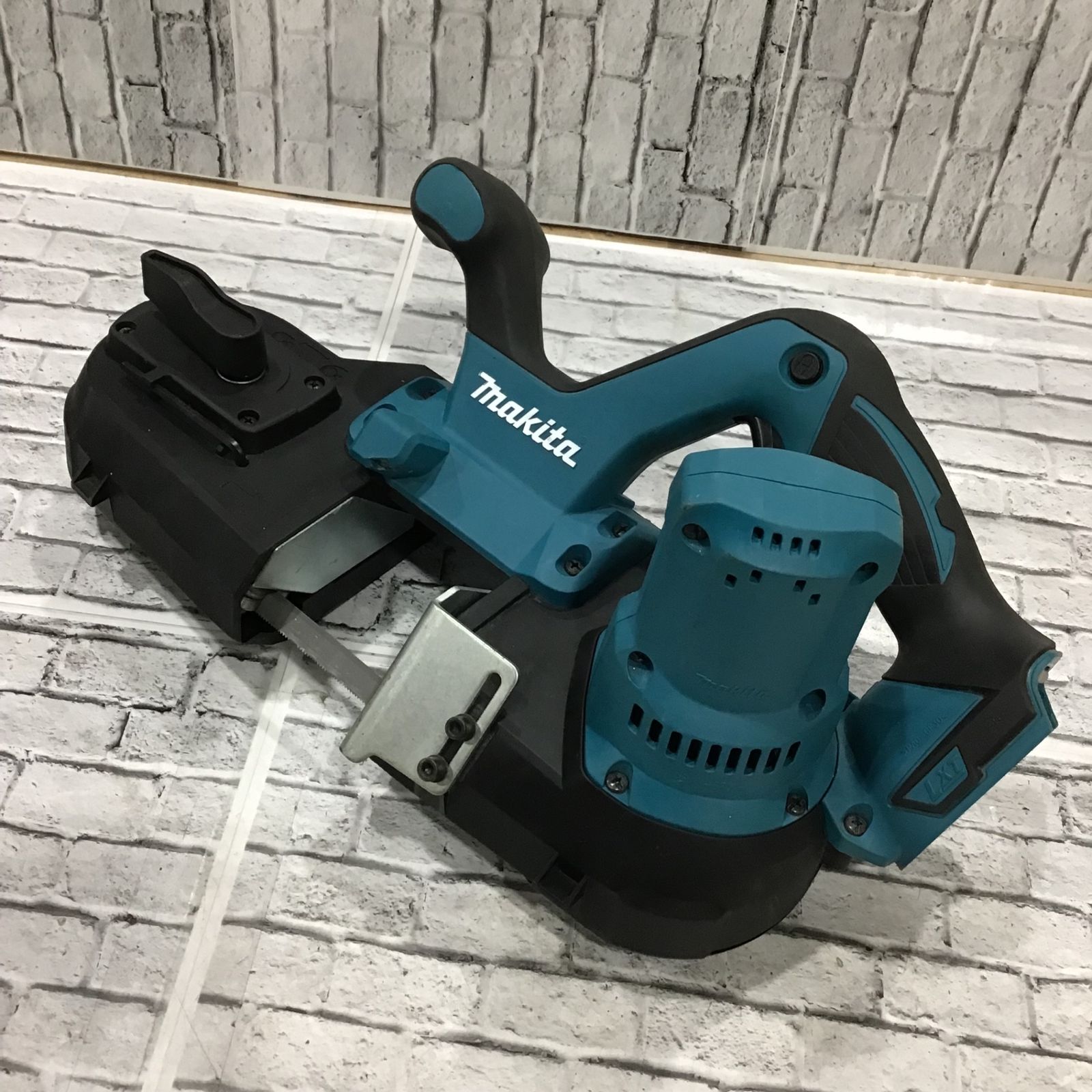 マキタ makita コードレスバンドソー PB181DZ 川口店