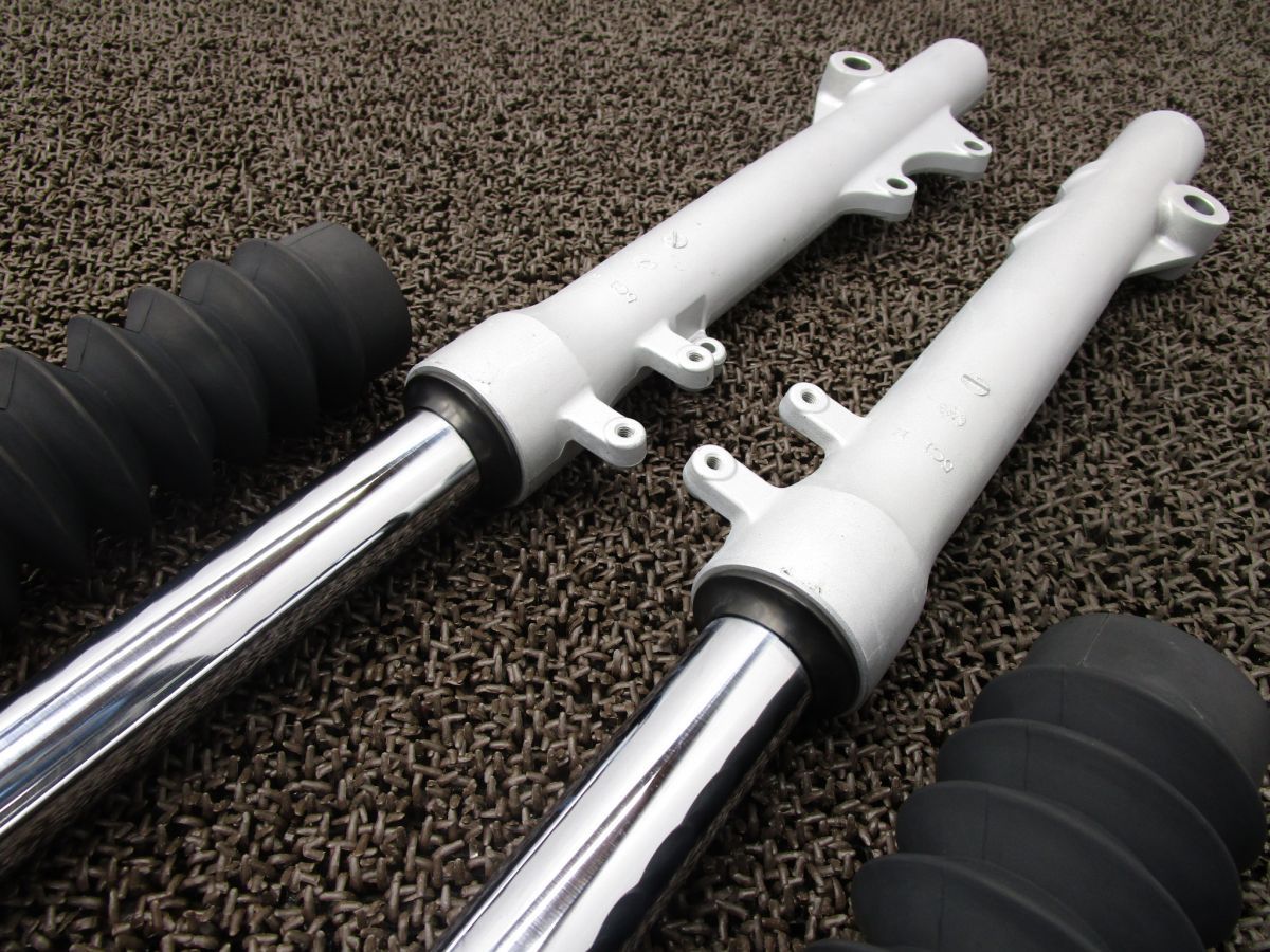 セロー250 フロントフォーク フォークブーツ □A5625 DG17J ヤマハ G370E SEROW 動画有 FI インジェクション