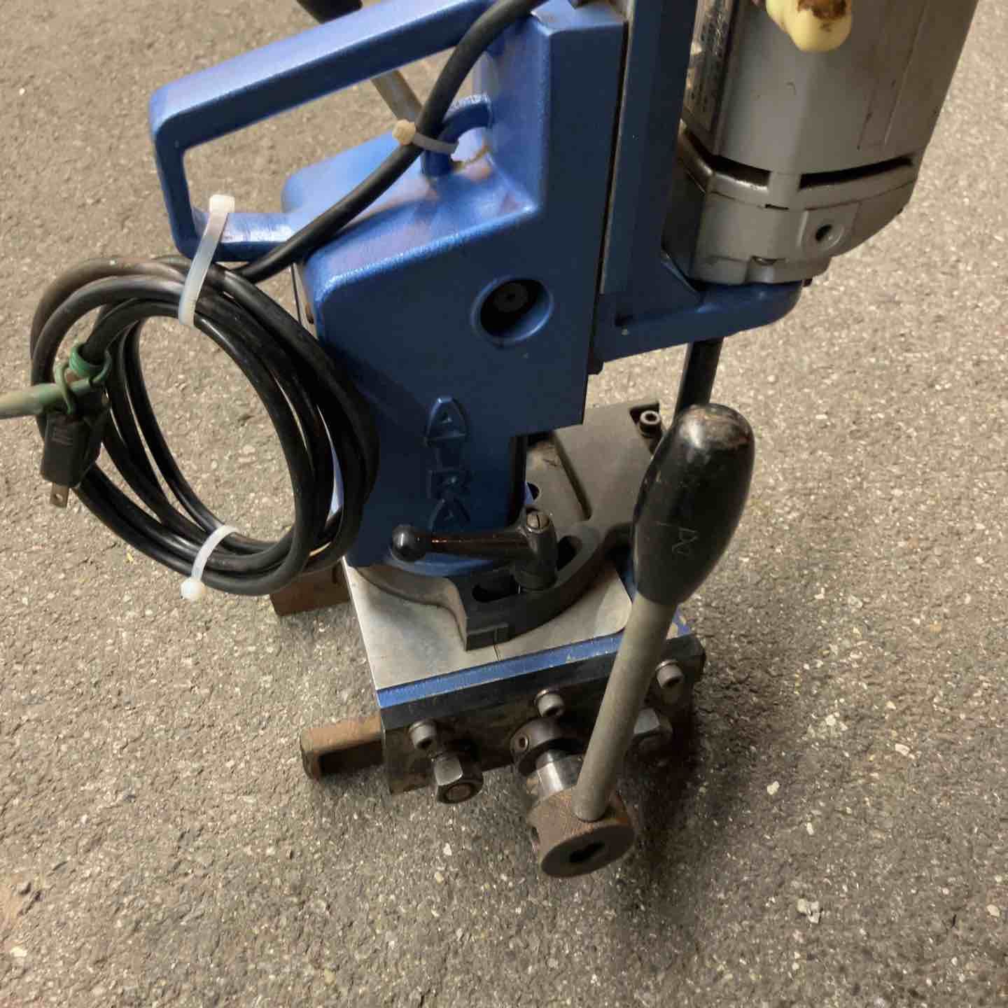 NITTO 磁気ボール盤アトラミニエース