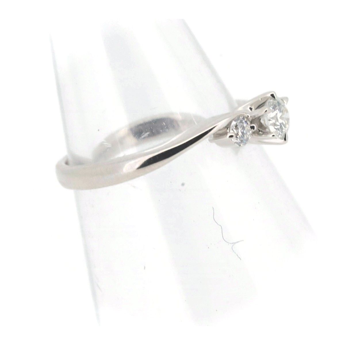 ロイヤルアッシャー ダイヤモンド リング 指輪 8号 0.15ct 0.08ct PT900(プラチナ) 質屋出品