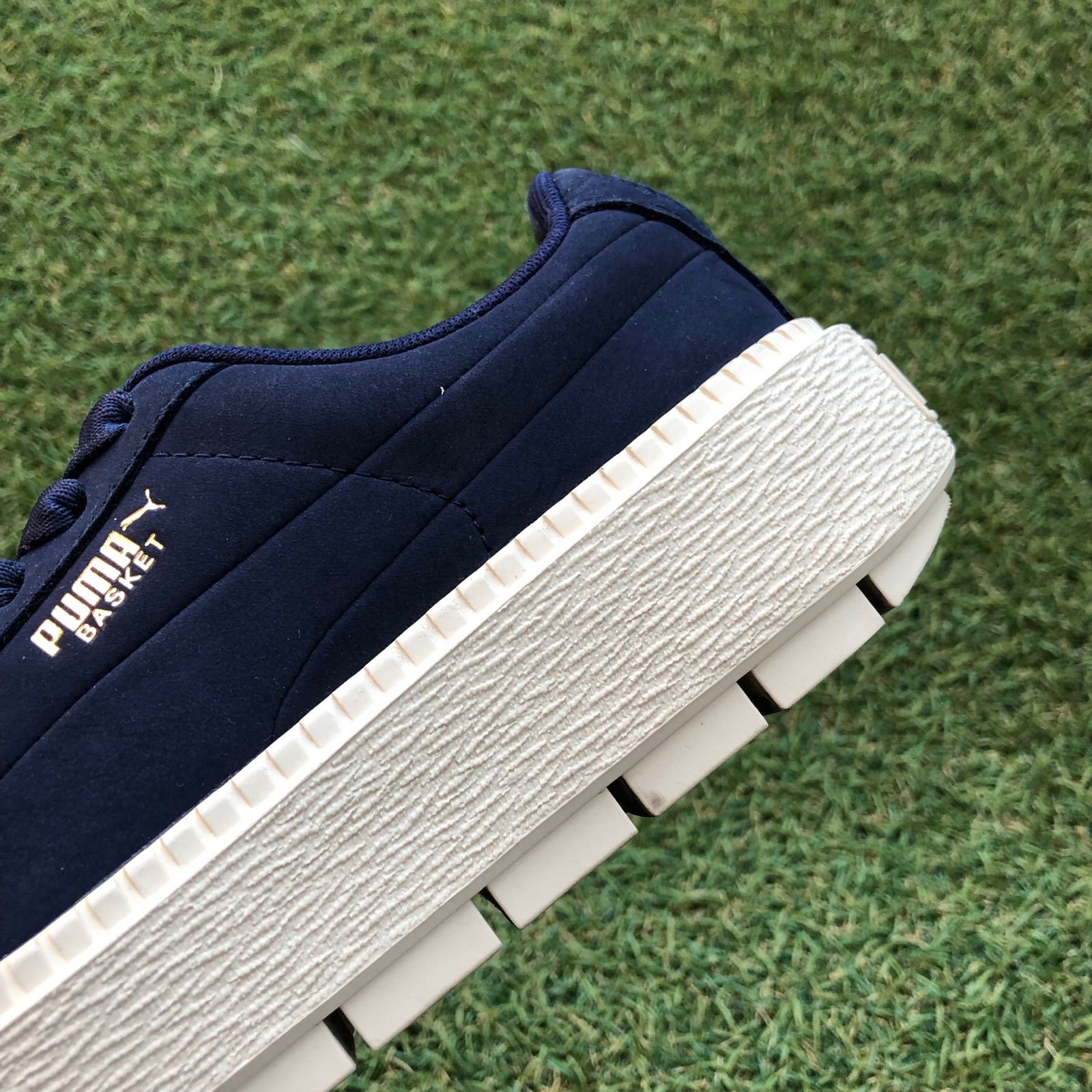 美品22.5PUMAプーマ バスケット プラットフォーム トレース HW97 美品22.5PUMAプーマ バスケット プラットフォーム トレース HW97