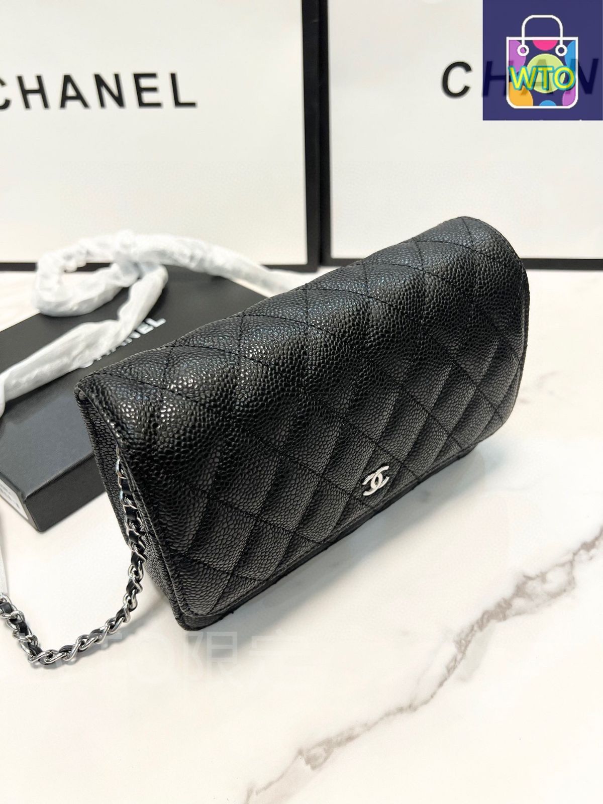 今日特価】Chanel 香奈儿 黒色 ワンウェイクロスボックス