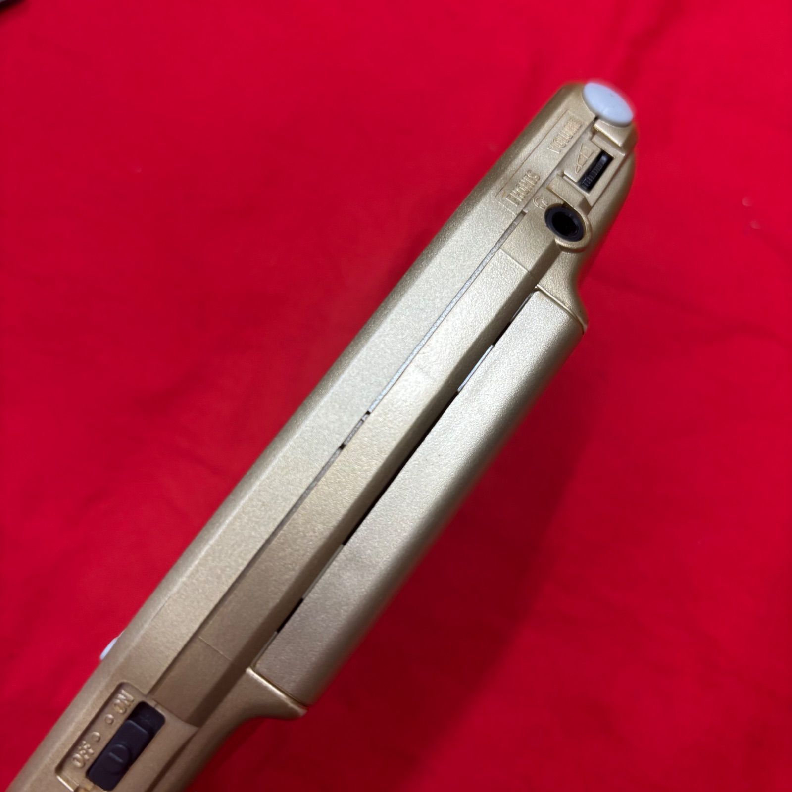 ゲームボーイアドバンス ゴールド cm3dmju 金色に輝くゲームボーイアドバンスが登場！1年以上の試作、品質