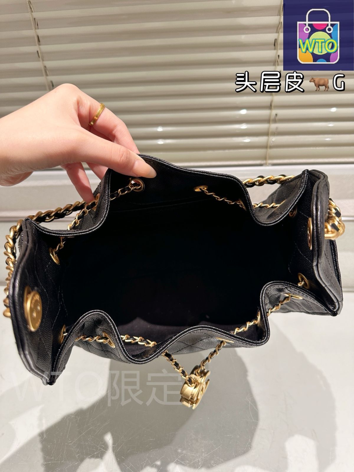 ❣️超お得❗超希少・美品❣️ CHANEL ペットボトルホルダー ショルダー型 激レアCHANEL ショルダーバッグ 水筒ケース ペットボトル
