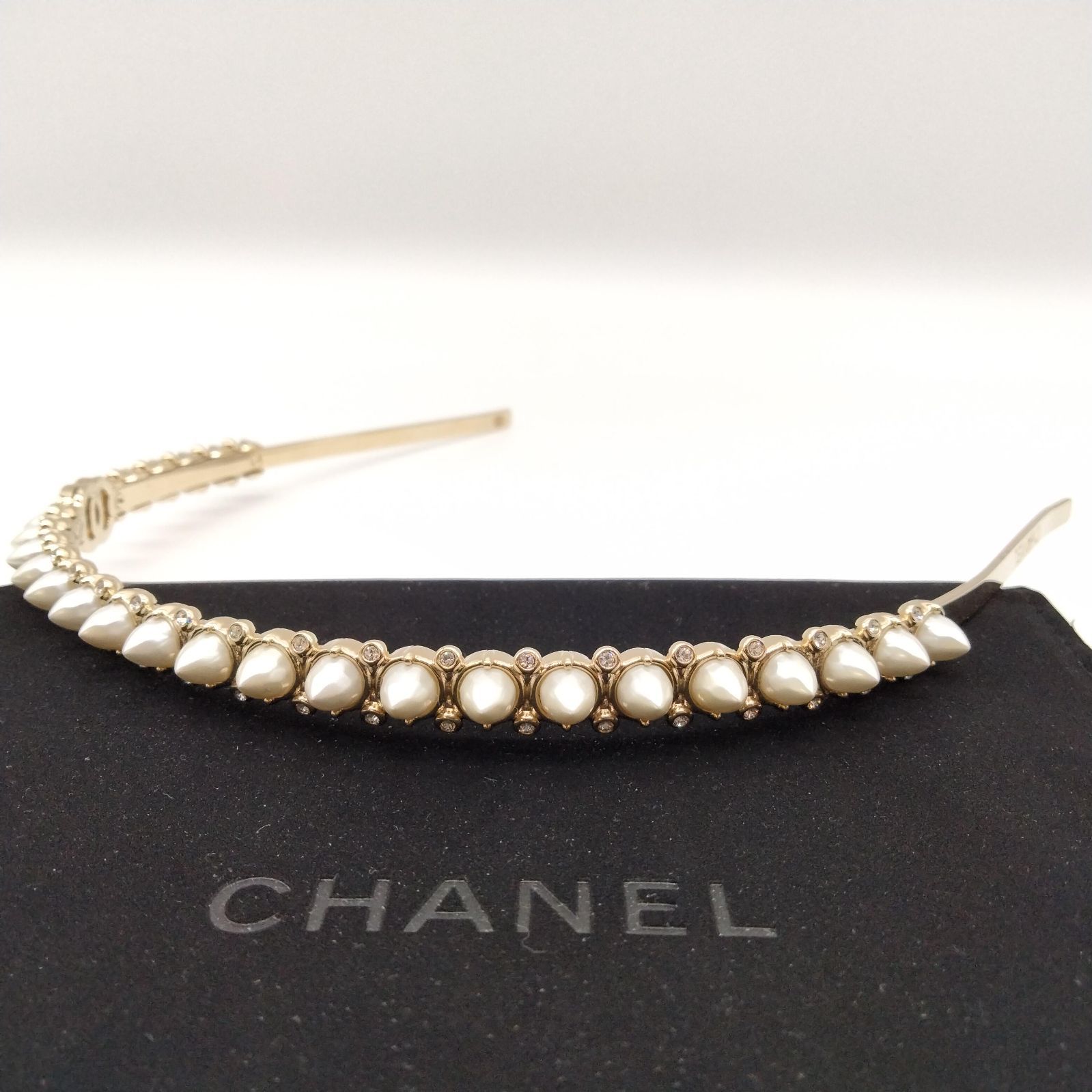CHANEL - CHANEL カチューシャ ホワイト ブラックの通販 by