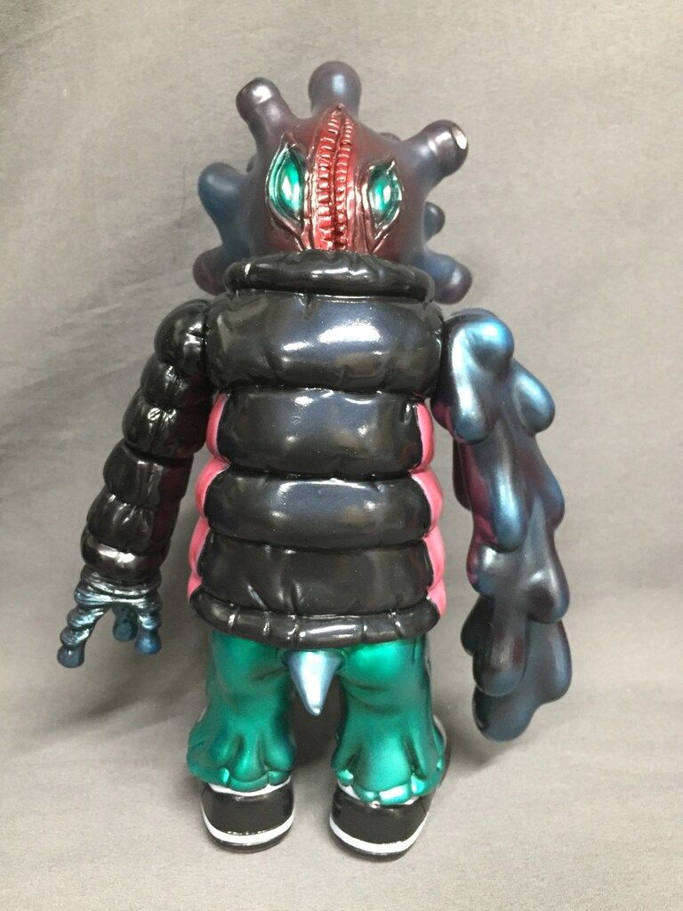 GYAROMI X 墓場の画廊 百々目オイド 墓場のマッドブラック 限定