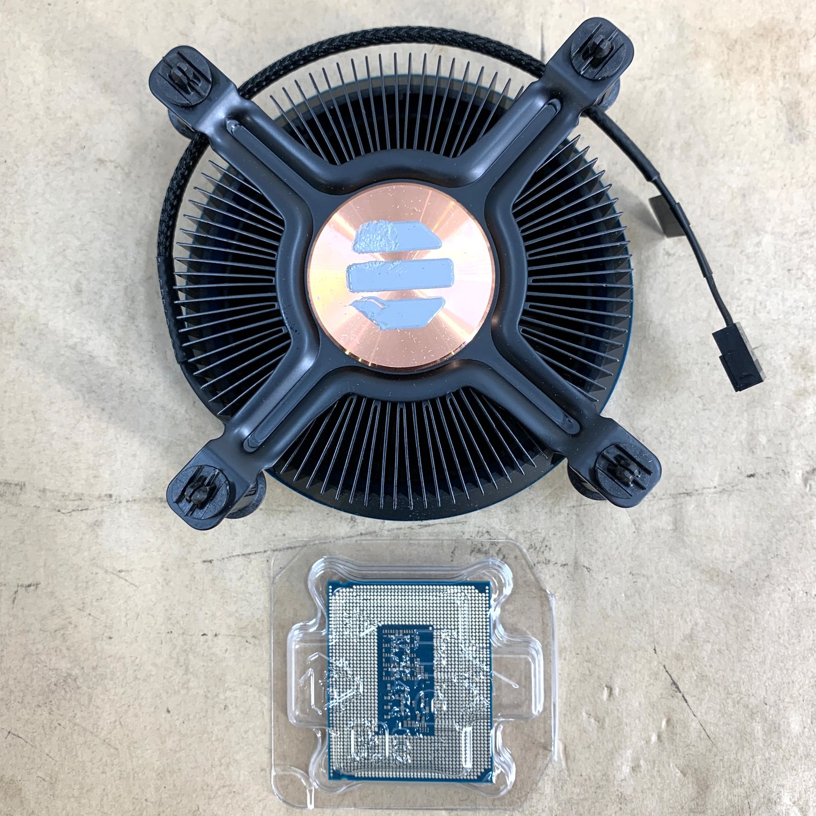 インテル Core Ultra 5 デスクトップ プロセッサー 225 10 コア 6 P コア 4E コア 最大 4.9 GHz MEBLE-SODAR_PL