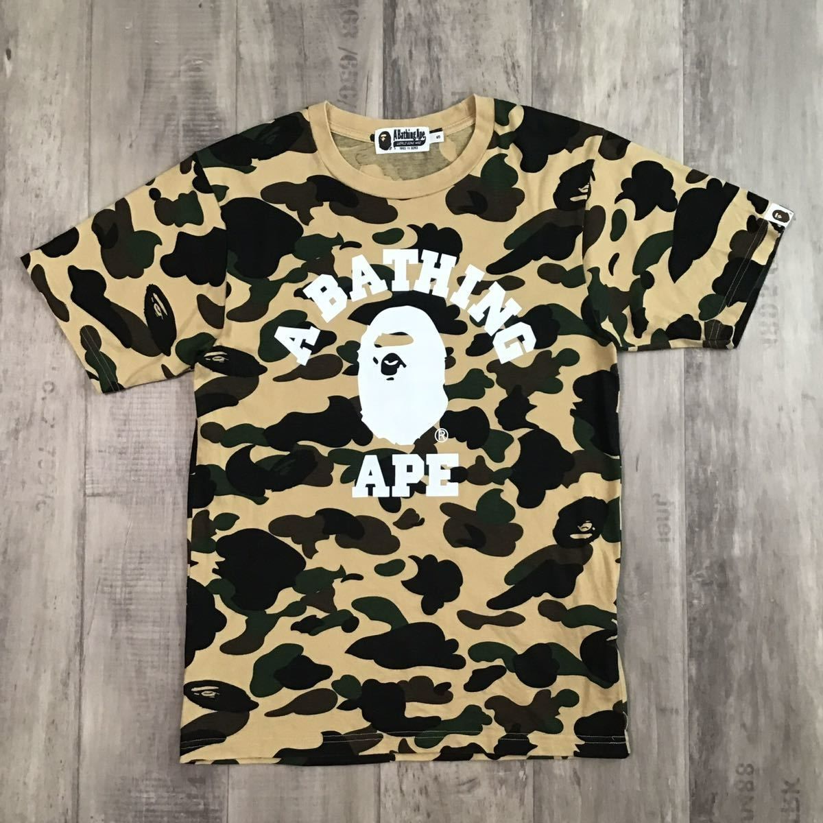 BAPE カレッジロゴ 1st camo yellow Tシャツ Sサイズ a bathing ape