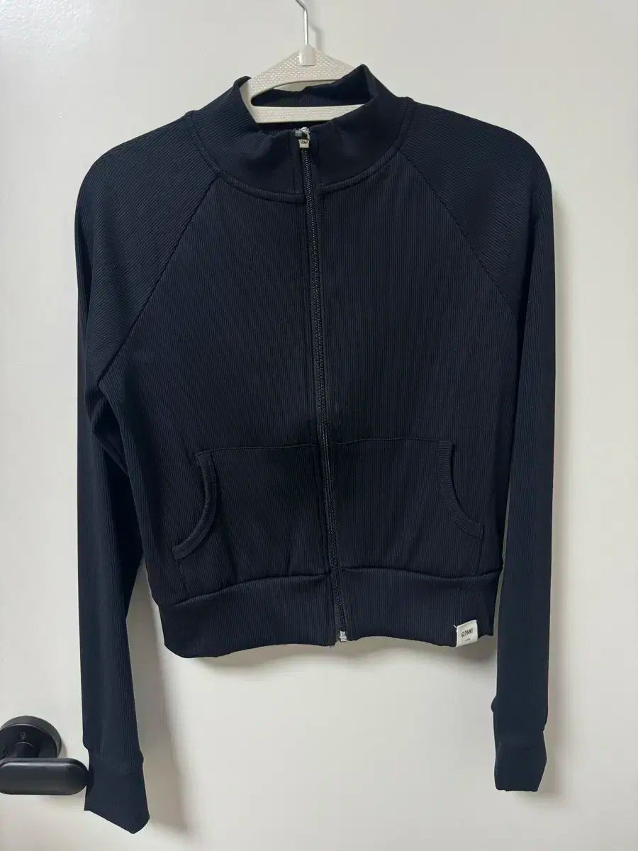 グロウニー トラック ジップアップ ブラック