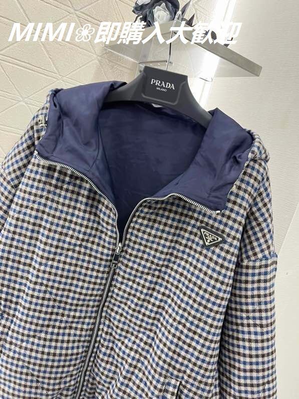 プラダ Prada チェック柄 フード付き ダウンジャケット - メルカリ