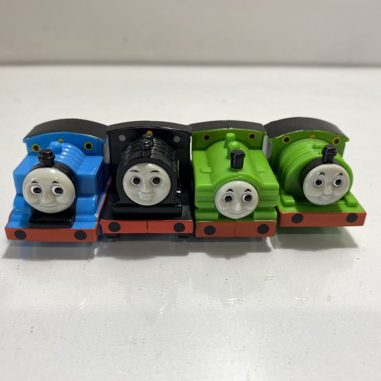 きかんしゃトーマス 16点 まとめ売り (管理番号：OKU10209/A2-60