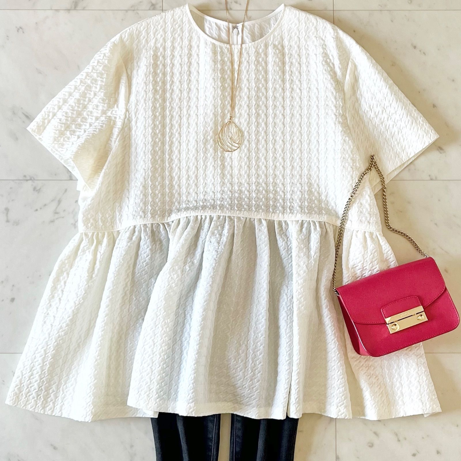 定価3 1万 サイズ R アール 23区 ハウンドトゥースジャカードペプラムブラウス 48 XXL相当 大きいサイズ オフホワイト 白 半袖 トップス レディース