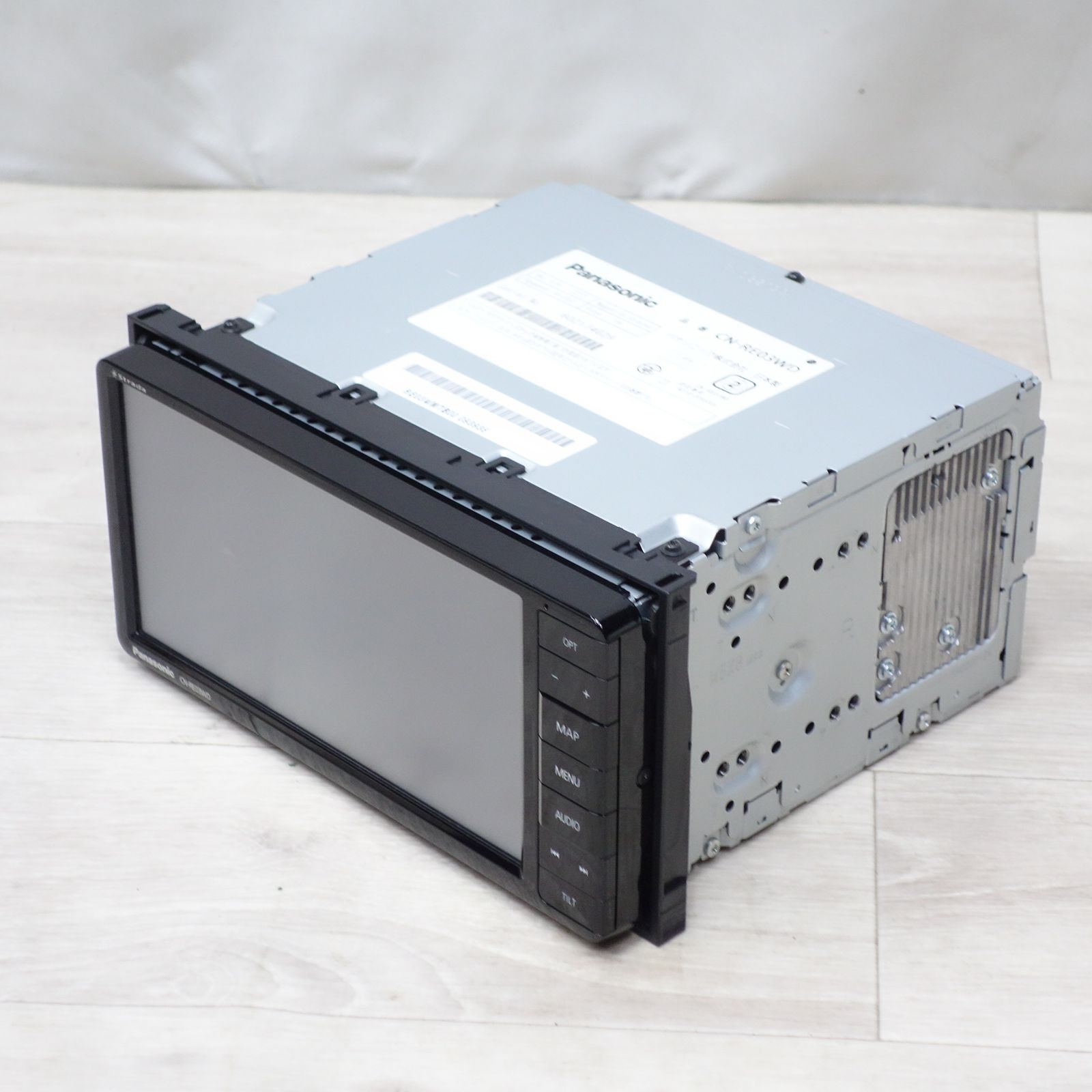 Panasonic CN-RE03wdカーナビ 7インチ パナソニックストラーダCN