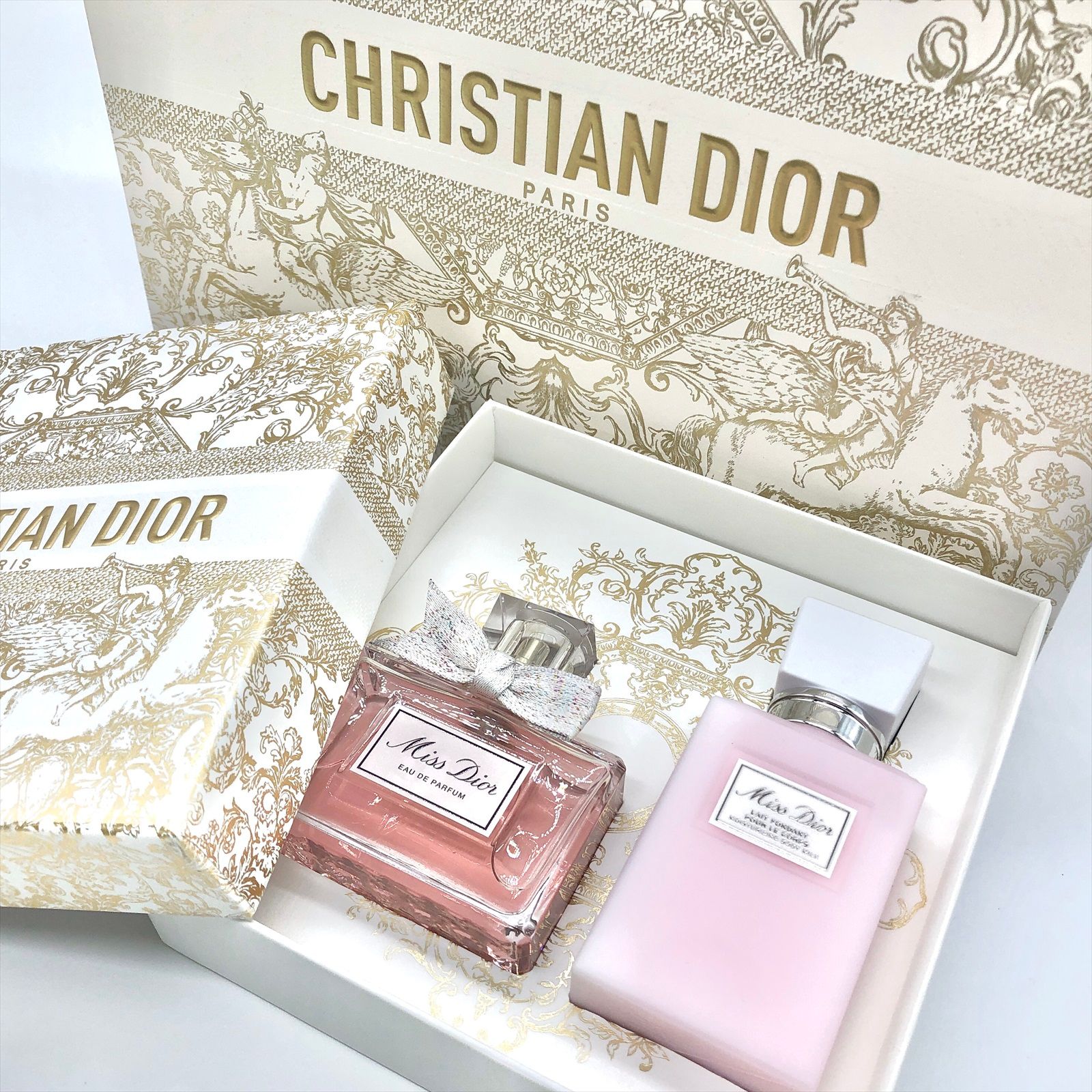 【新品•未使用】Diorミスディオール クリスマスコフレ2022 Amazon.co.jp: ディオール ミス ディオール コフレ クリスマス