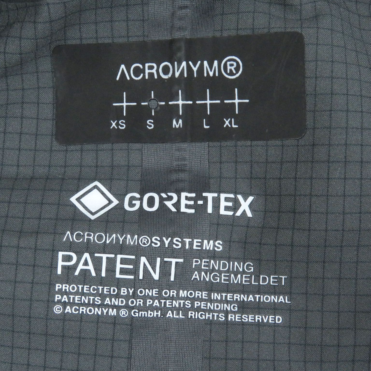 美品□ACRONYM アクロ二ウム 20SS J1A-GTKP Mサイズ brand-td-store_00038484