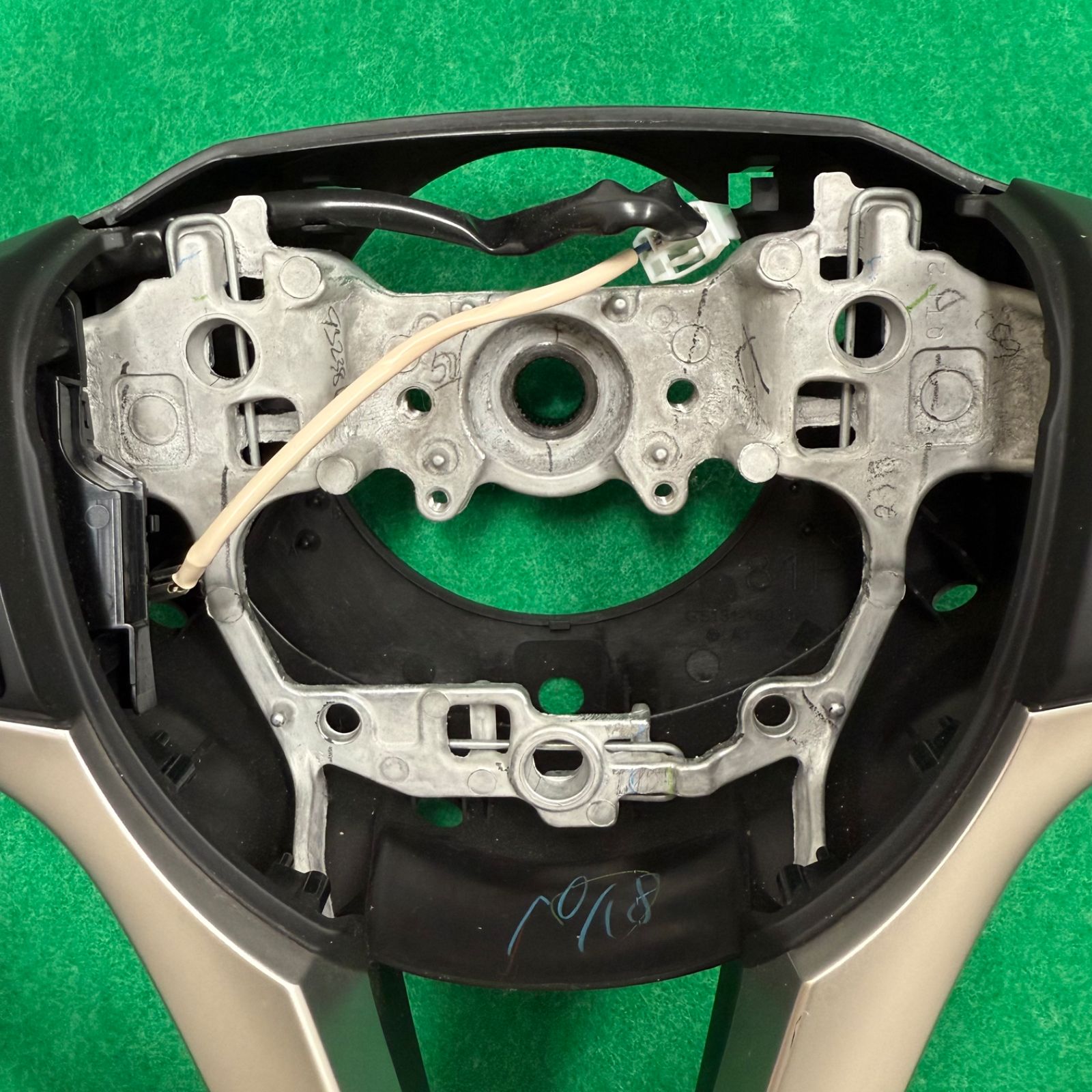 スズキ スズキ ワゴンR MH55S 純正 ホーンパッド [インフレーター欠品