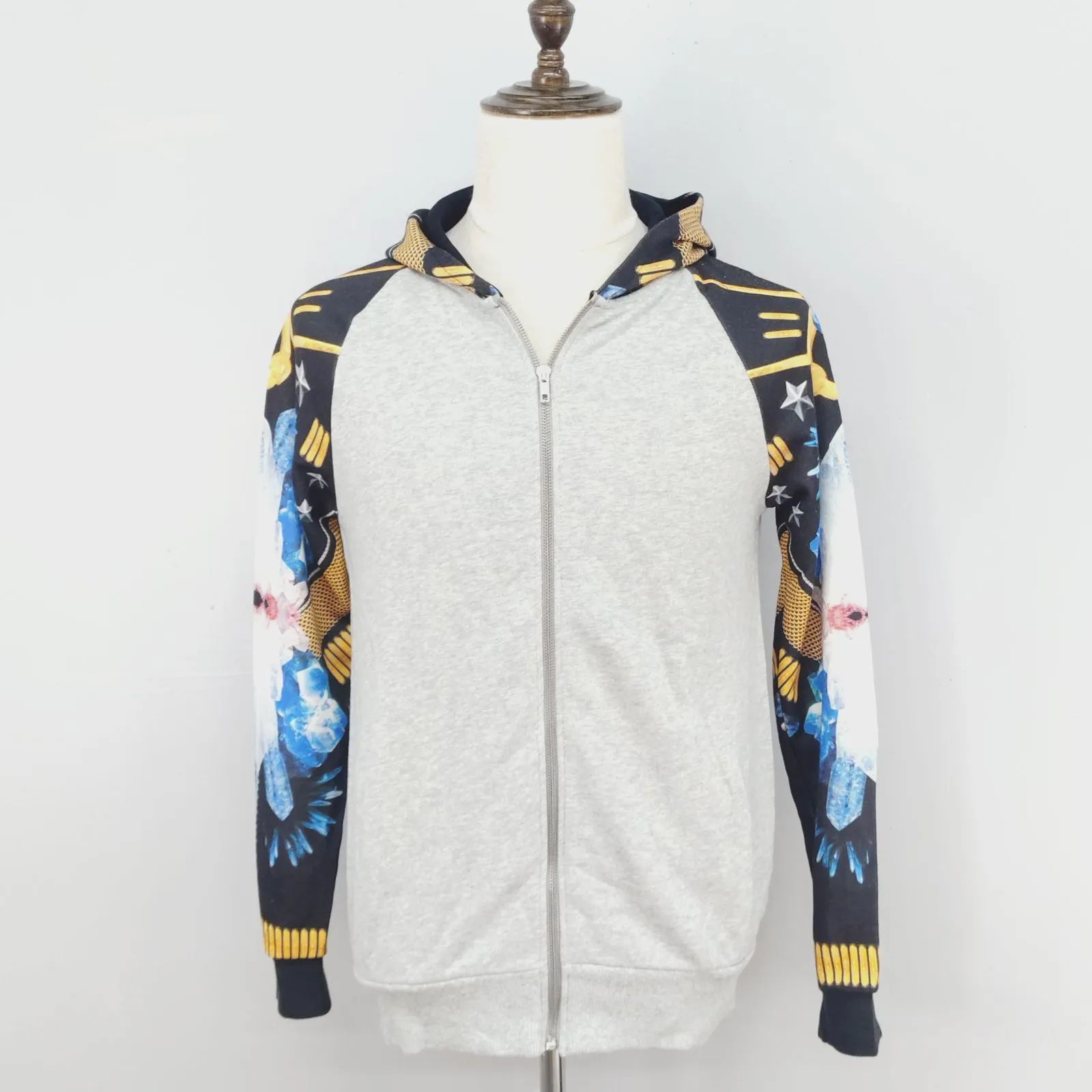 未使用・タグ付き】 ZARA MAN USA M サイズ ジップアップ パーカー 