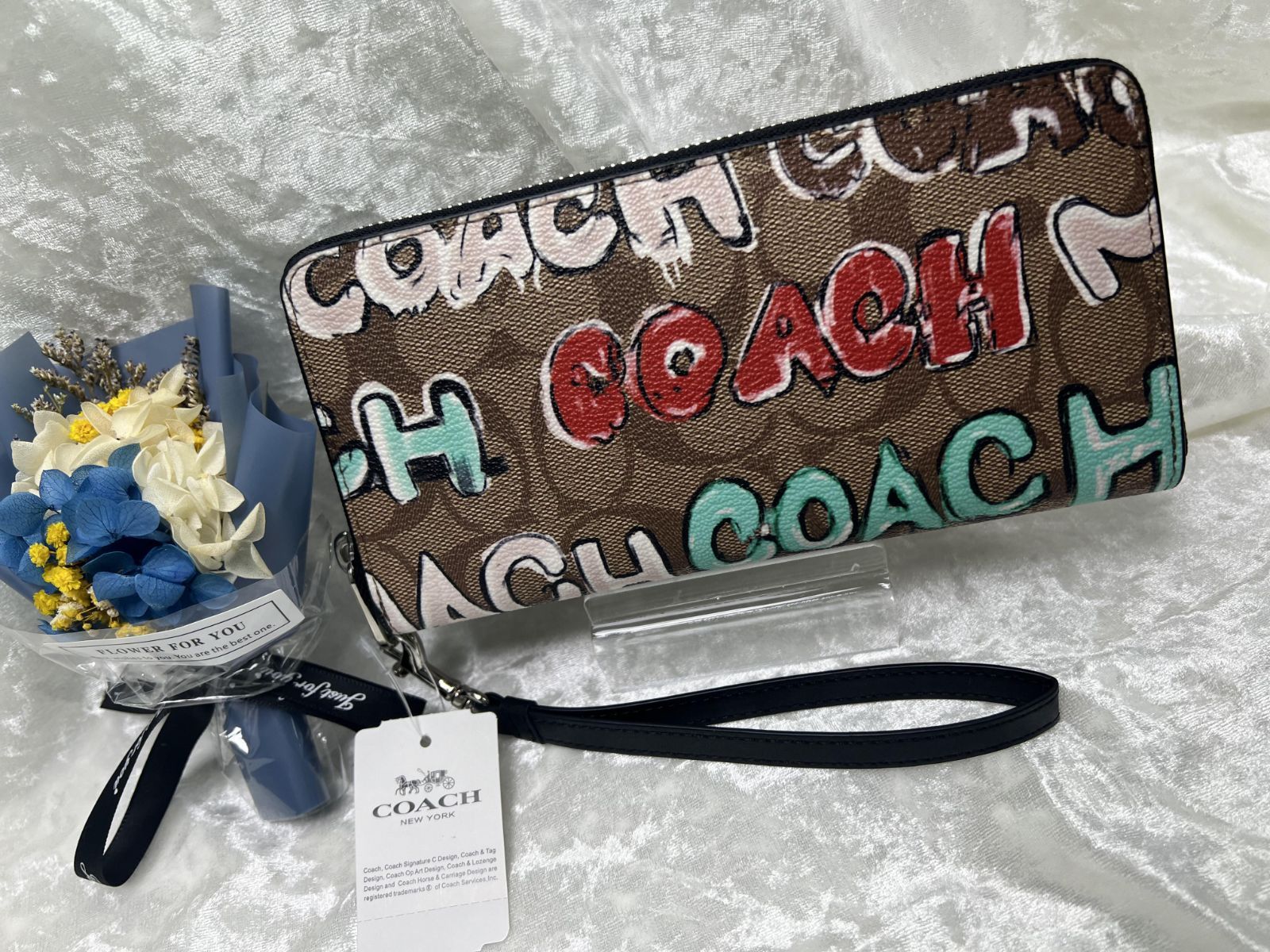 新品・未使用】coach mintu0026serf ミント アンド サーフ 折り財布-