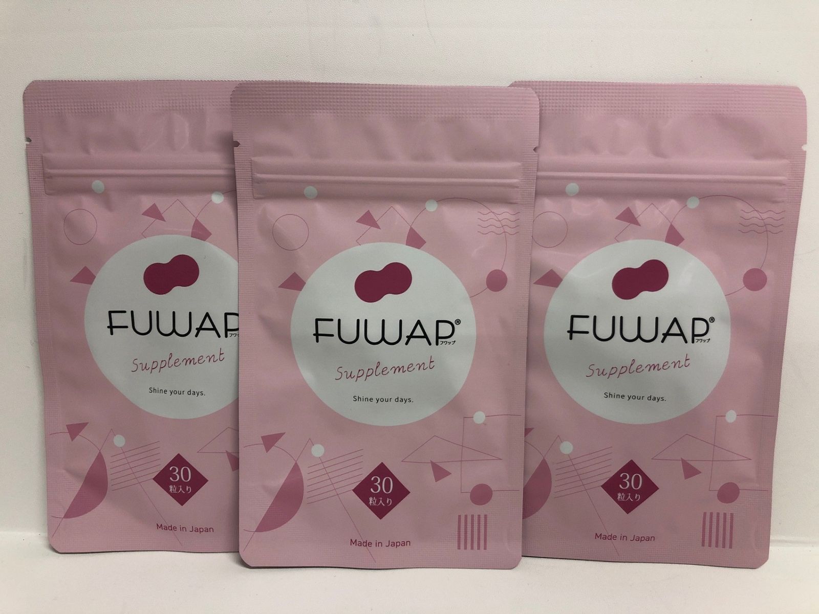 C735 K ☆FUWAP フワップ サプリメント バストケア 女子力 30粒