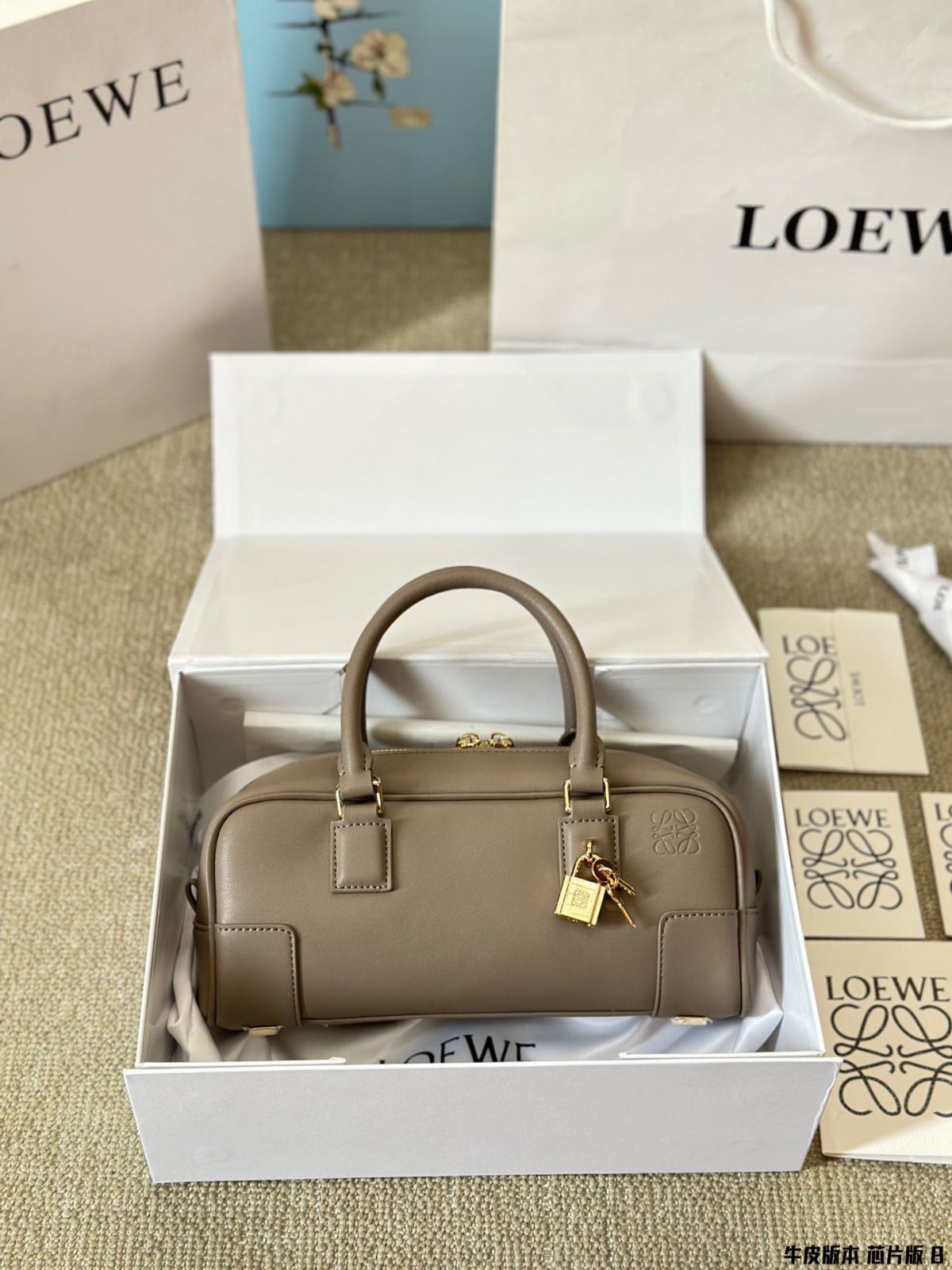 【美品】お値下げ！LOEWE ハンドバッグ LOEWE - LOEWE(ロエベ) トートバッグ美品 フォールドショッパー