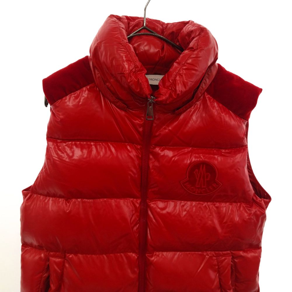 MONCLER (モンクレール) GENIUS 1952 GILET ヴェルヴェットロゴワッペン ダウンベスト ジャケット レッド - メルカリ