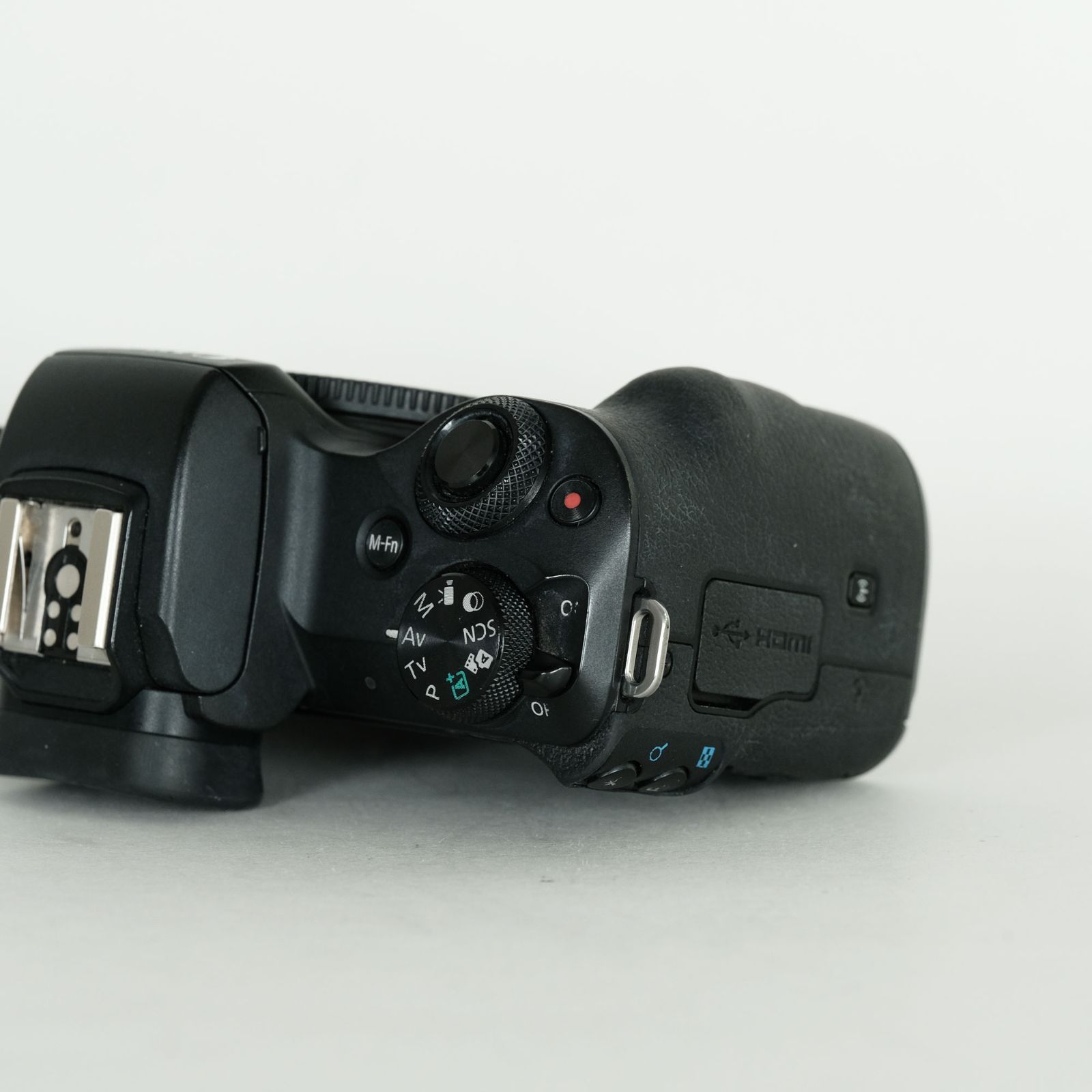 キヤノン Canon EOS Kiss M ボディ デジタル 一眼カメラ 中古