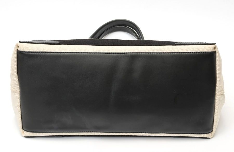 ネイビーカバス M