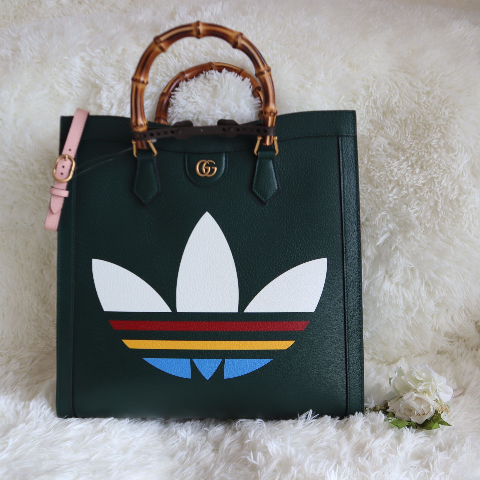 GUCCI adidas DIANA グッチ アディダス ダイアナ マキシトートバック GG レザー マルチカラー バンブー  トップハンドル|mercariメルカリ官方指定廠商|Bibian比比昂代買代購