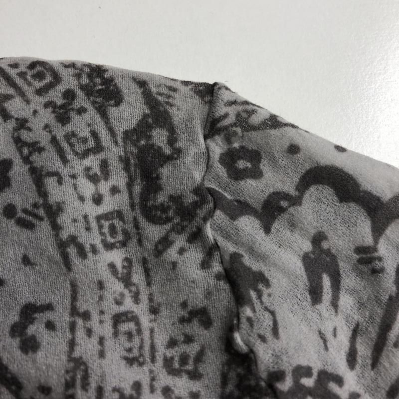 ペイズリー柄 トップス